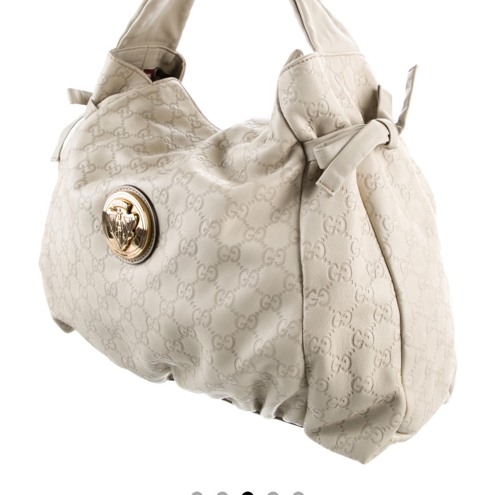 Gucci
Medium Signature Hysteria Tote - Picture 16 of 16